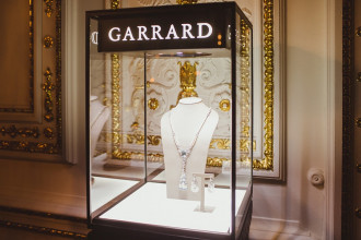 Garrard Прием в Резиденции Посла Великобритании