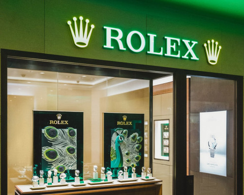 Новый бутик Rolex — Рэдиссон Славянская