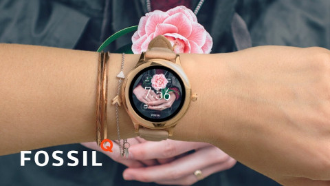 Your Favorite Social Photo. On Your Fossil Q Smartwatch.